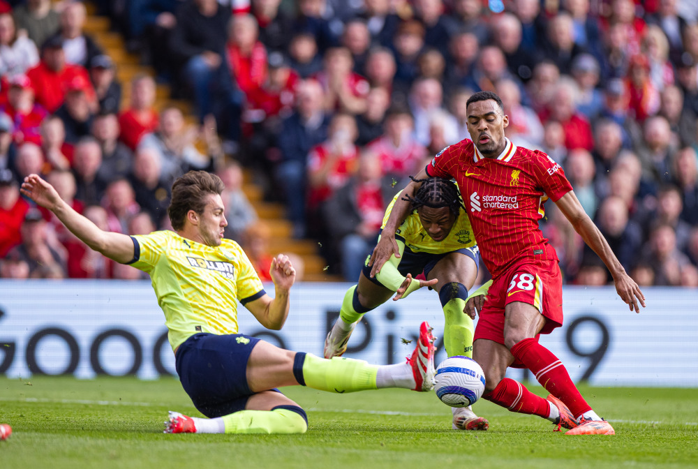 德天空：拜仁17岁小将伦纳特-卡尔将首次入选德国U21大名单