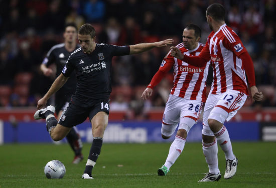 电讯报：纽卡有意引进小将斯密特，该球员非常乐意在一月加盟