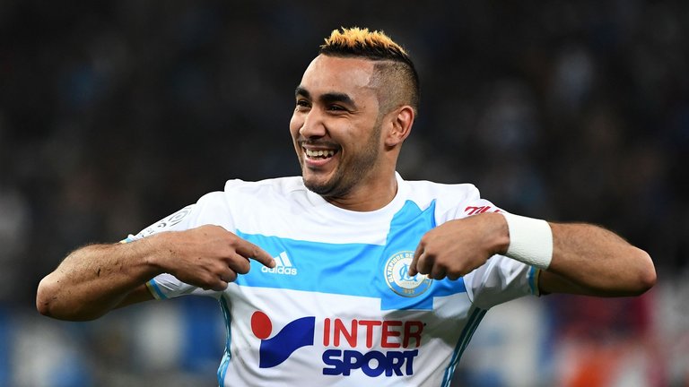 吉梅内斯成功接受脚踝手术，社媒发文：手术顺利，很快再见！（吉梅内斯脚踝手术圆满完成，社媒报平安：一切顺利，期待早日相见）