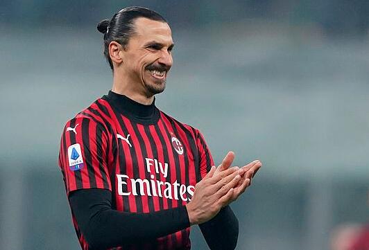 迈克·布朗：布伦森获得了通常会出手的机会，只不过没投进