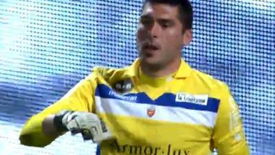 海纳谈于帕续约：以他目前表现，不奇怪其他俱乐部对他有兴趣（海纳谈于帕续约：以其当前表现，获其他俱乐部青睐并不意外）