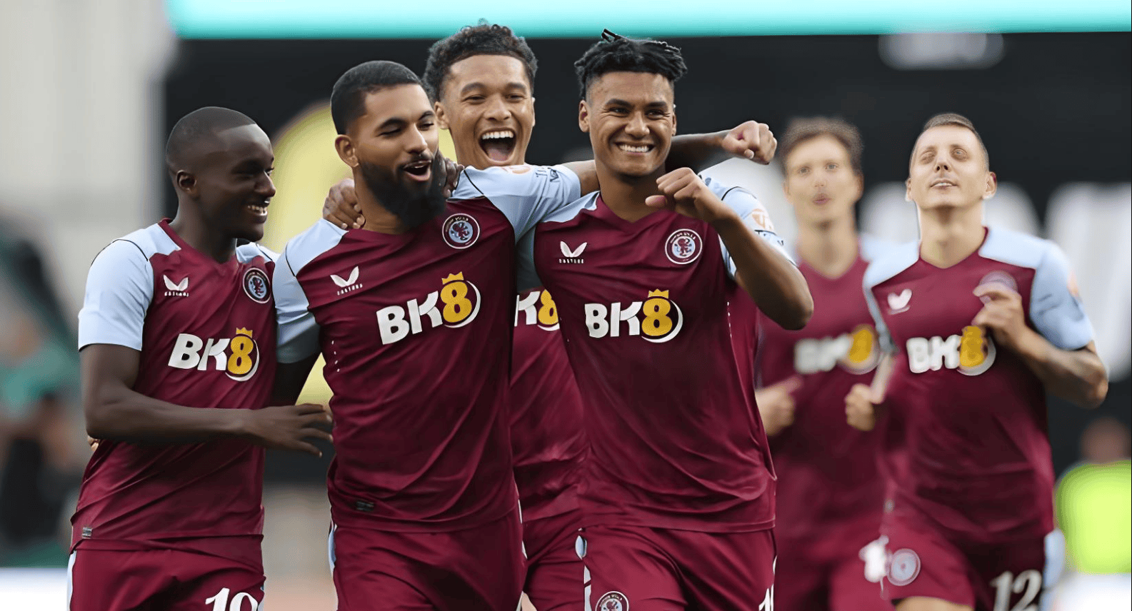 闪耀哥客场2-2战平多特，本赛季欧冠正赛仍一胜难求（客场2-2憾平多特，闪耀哥本季欧冠正赛依旧难求首胜）