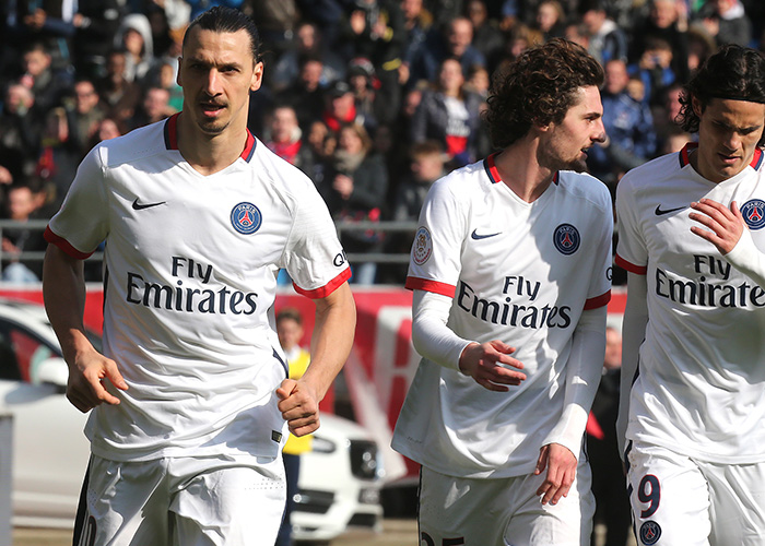 米兰双雄先后遭淘汰，那不勒斯与博洛尼亚会师意超杯决赛（米兰双雄相继出局，那不勒斯与博洛尼亚会师意超杯决战）