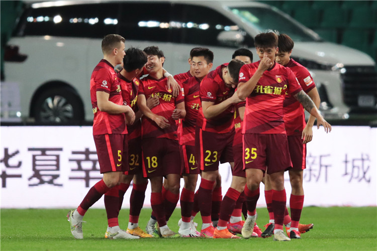 阿尔特塔：埃泽本可以进4球甚至5球；我们现在的势头很好