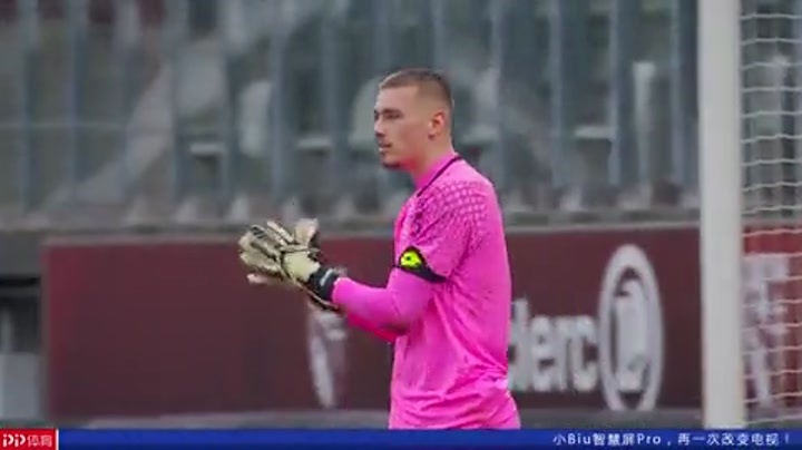 2025／26赛季英超：曼城赚翻了！哈兰德练成绝世头功（2025／26英超：曼城盆满钵满，哈兰德头球无双）