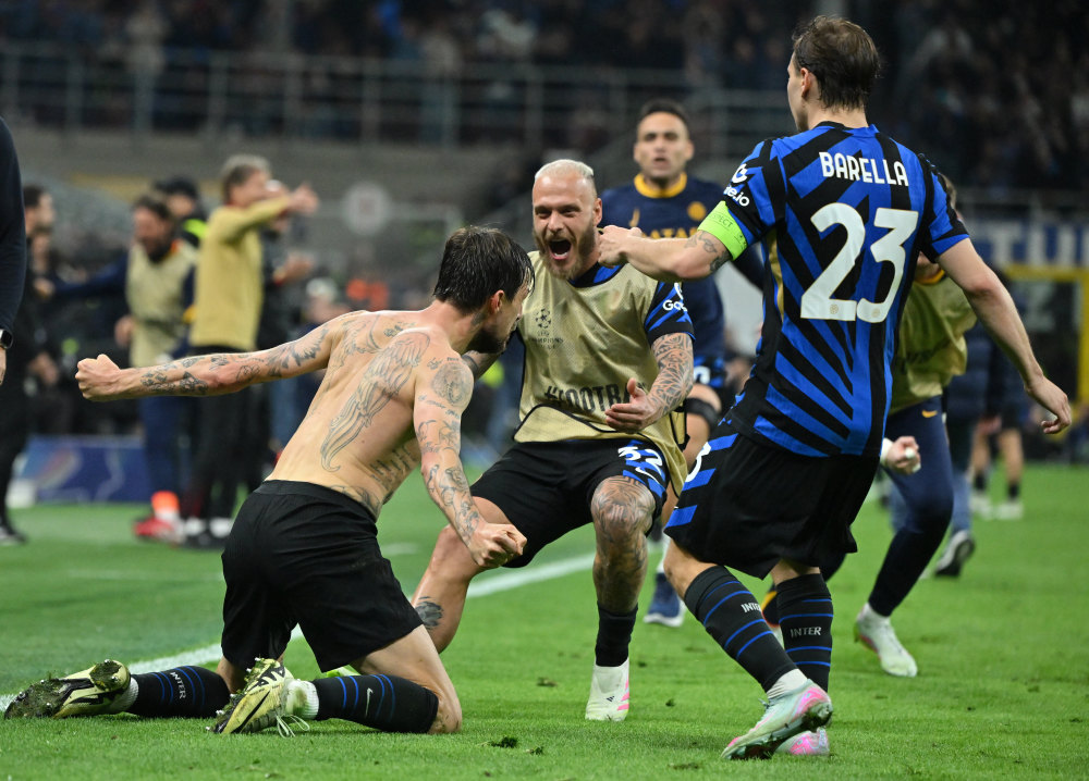 湖人官方发布：世界体操冠军能学会湖人啦啦队的舞蹈动作吗？